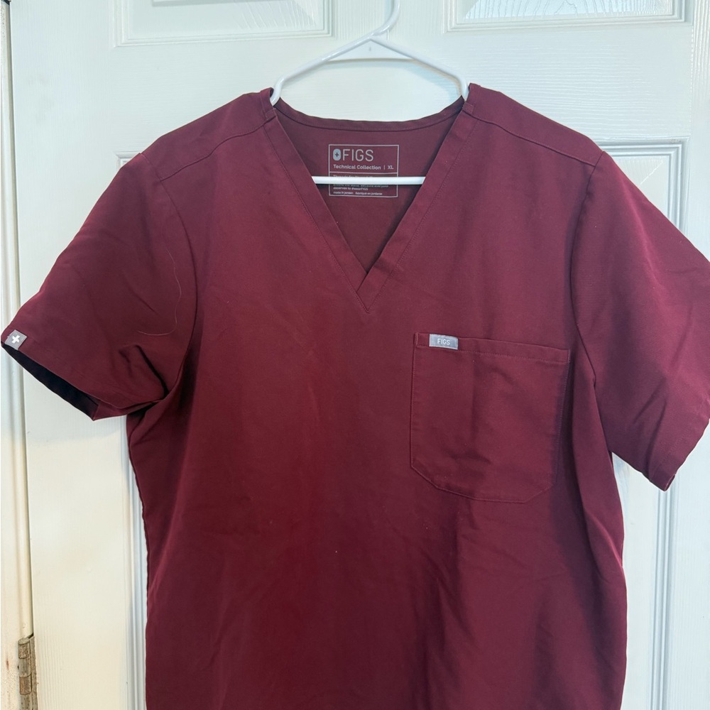 FIGS womens Burgundy Scrub Top
